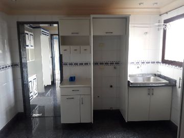 �rea de servi�o
