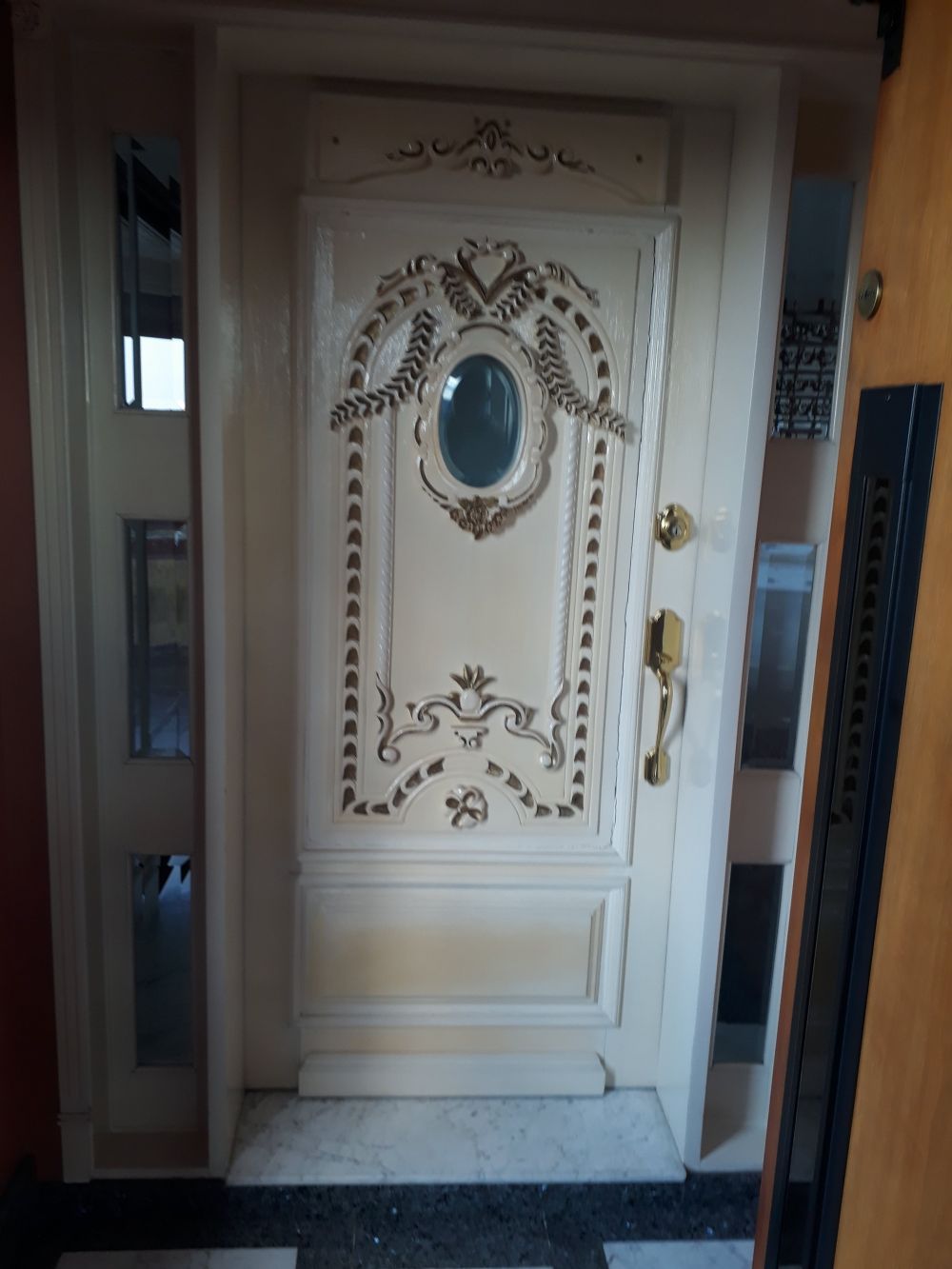 Porta entrada apartamento