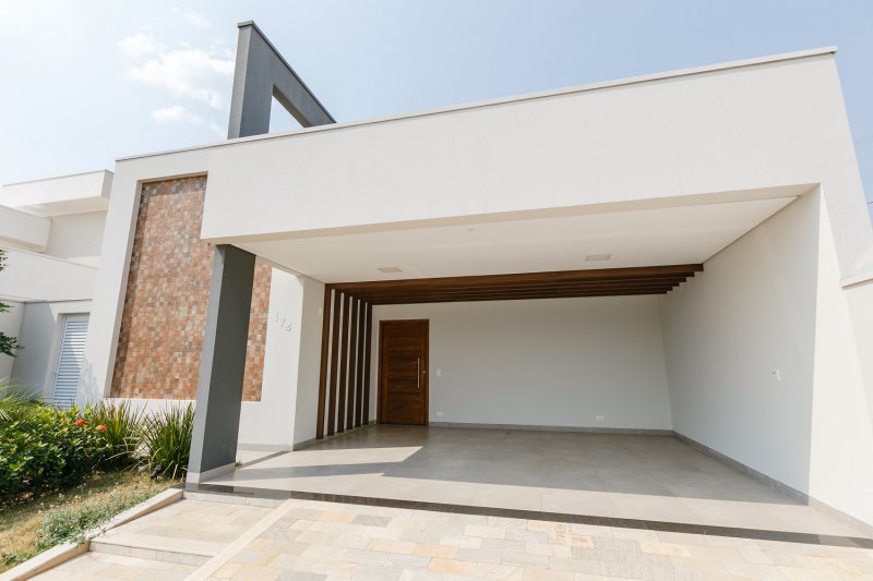 Casa em Condomínio - Venda - Residencial Jatobá - Presidente Prudente - SP