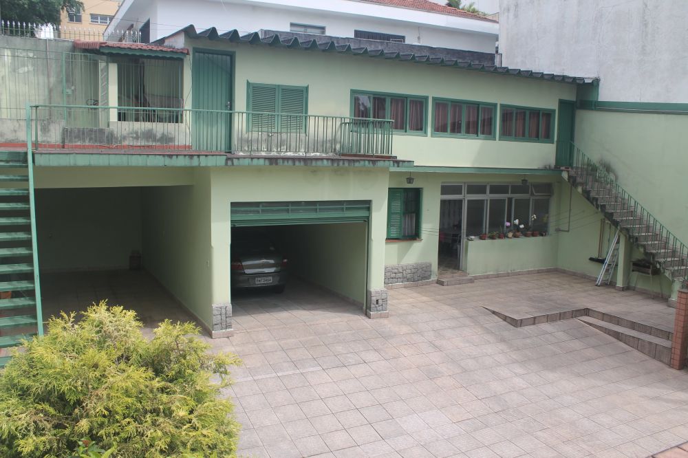 Quintal com Sal�o de Festas