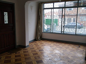 Sobrado � Venda